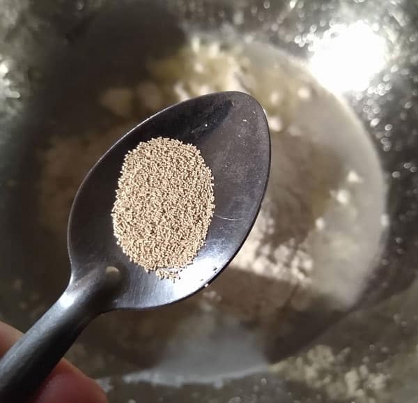 Adding yeast to poolish