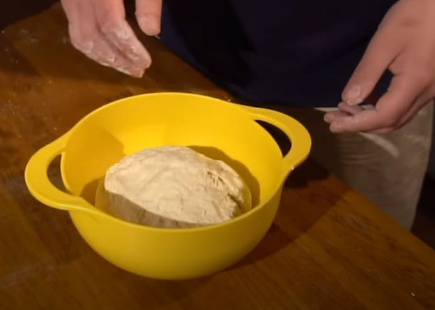 Autolyse dough before kneading by hand