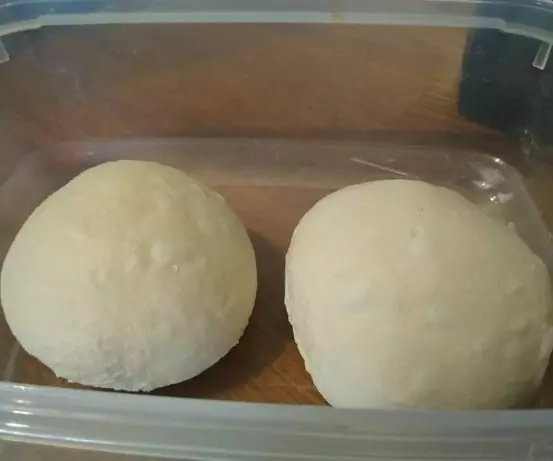 Fixing overproved pizza dough