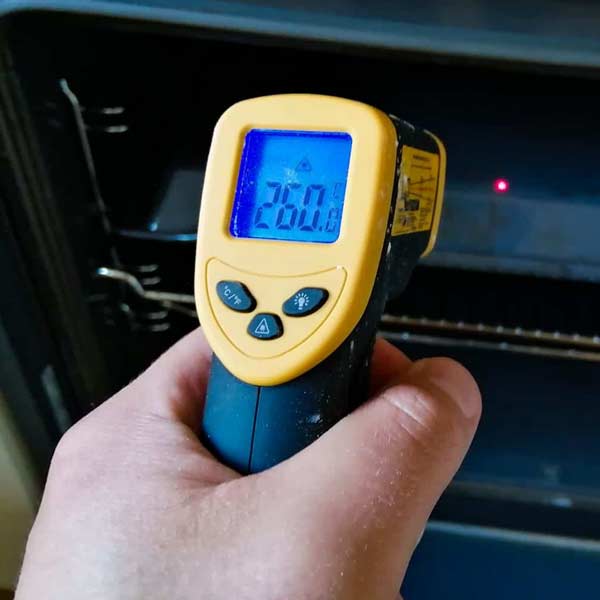 Infrared Thermometer for cooking pizza